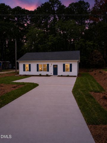 213 N Bickett North Boulevard, Louisburg, NC 27549