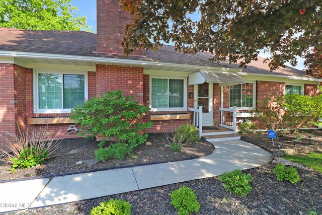 10 Palma Boulevard, Guilderland, NY 12203