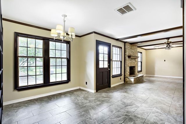10903 Tupper Lake Drive, Houston, TX 77042
