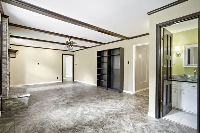 10903 Tupper Lake Drive, Houston, TX 77042