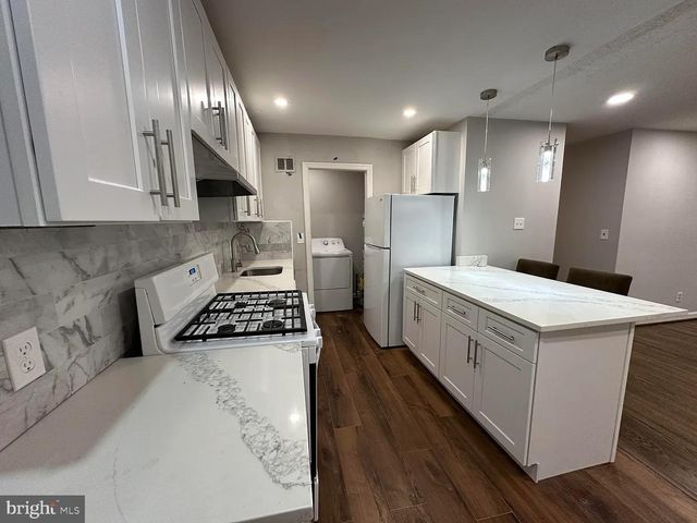 601 MADISON ST, Herndon, VA 20170