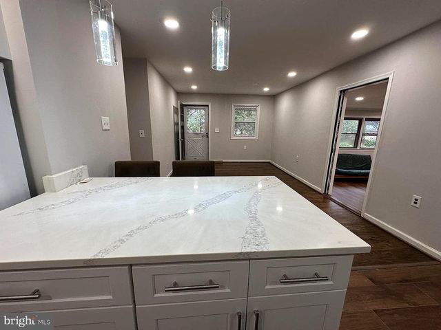 601 MADISON ST, Herndon, VA 20170