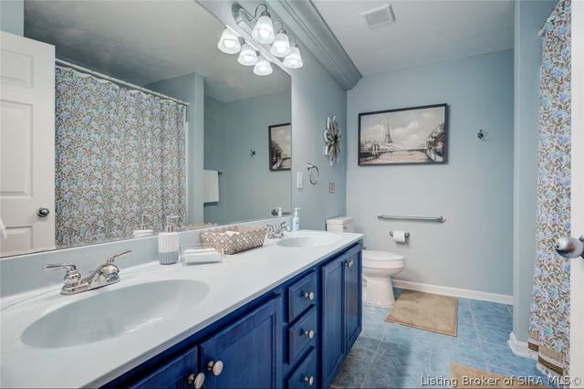 1939 Harmony Circle, Charlestown, IN 47111