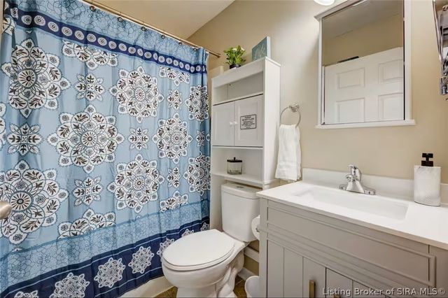 1939 Harmony Circle, Charlestown, IN 47111
