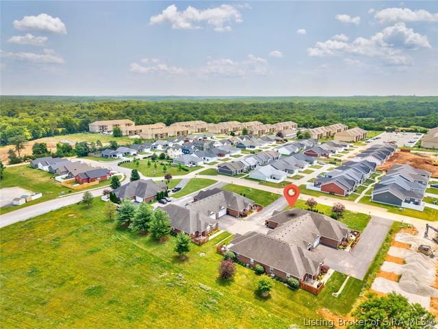 1939 Harmony Circle, Charlestown, IN 47111