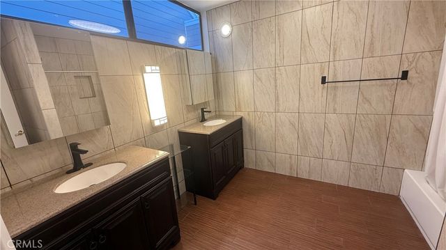 5841 Etiwanda Avenue, Tarzana, CA 91356
