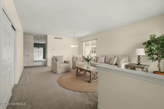 13 Byron Road, Brick, NJ 08724