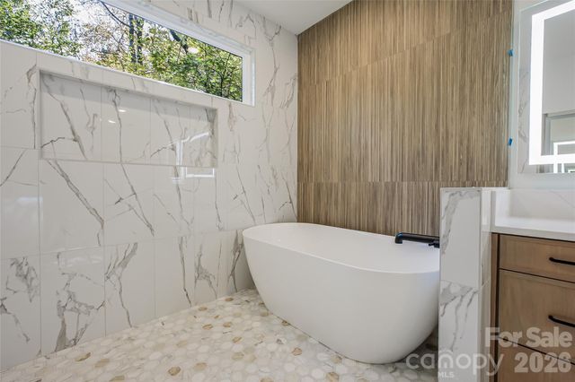 4003 Sage Cliff Court, Matthews, NC 28105