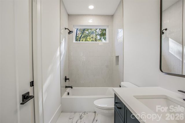 4003 Sage Cliff Court, Matthews, NC 28105
