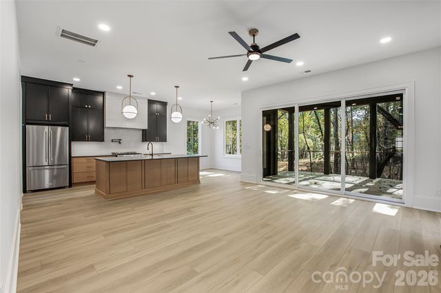 4003 Sage Cliff Court, Matthews, NC 28105