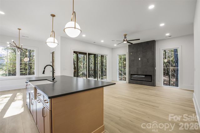 4003 Sage Cliff Court, Matthews, NC 28105