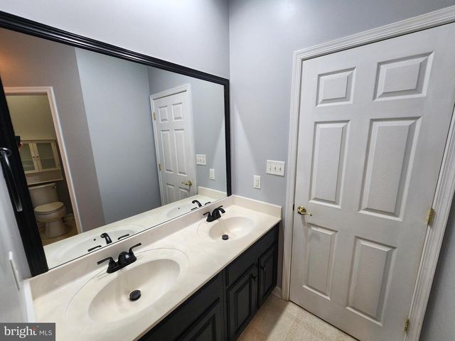 141 RED HAVEN RD, New Cumberland, PA 17070