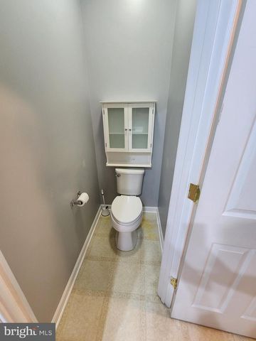 141 RED HAVEN RD, New Cumberland, PA 17070