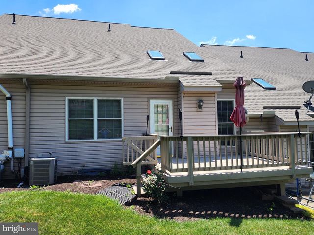 141 RED HAVEN RD, New Cumberland, PA 17070