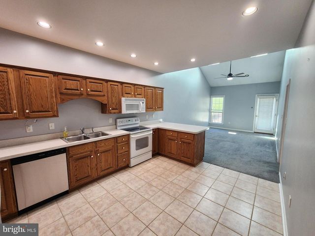141 RED HAVEN RD, New Cumberland, PA 17070