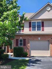 141 RED HAVEN RD, New Cumberland, PA 17070