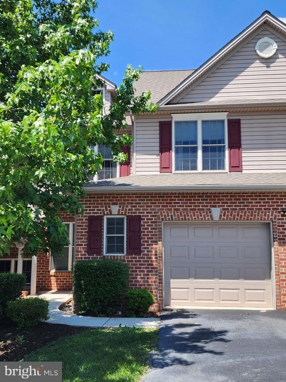 141 RED HAVEN RD, New Cumberland, PA 17070