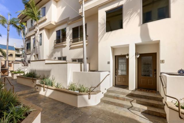 7520 Draper Ave 3, La Jolla, CA 92037