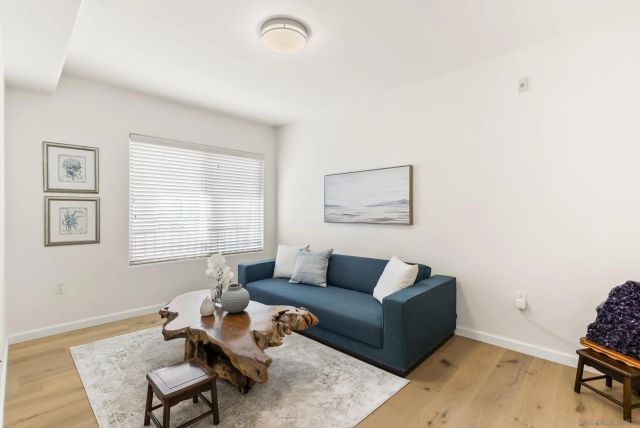 7520 Draper Ave 3, La Jolla, CA 92037