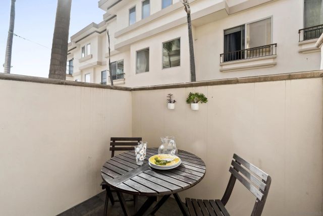 7520 Draper Ave 3, La Jolla, CA 92037