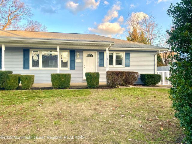 1406 Treeneedle Road 1406, Point Pleasant, NJ 08742