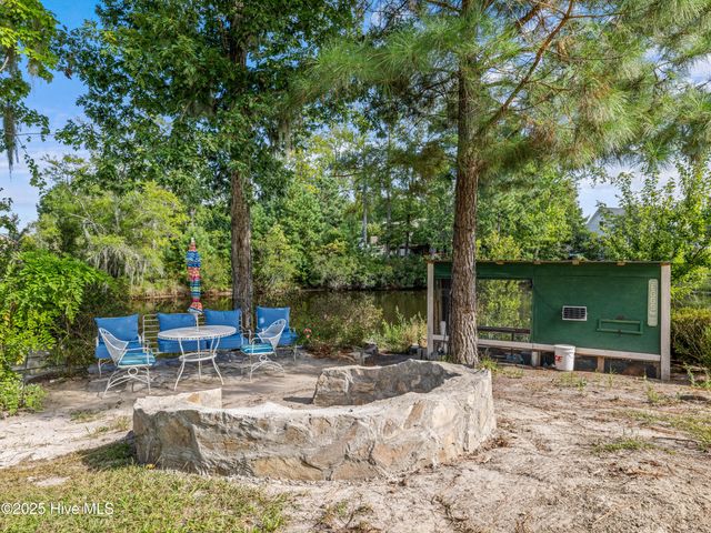 302 Breckenridge Lane, New Bern, NC 28560