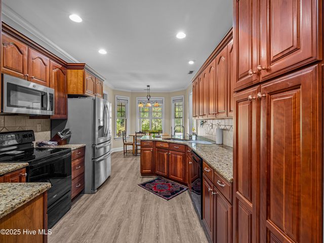 302 Breckenridge Lane, New Bern, NC 28560