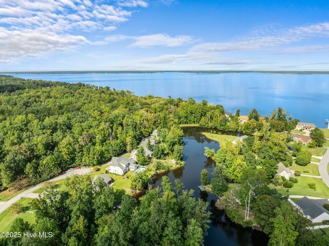 302 Breckenridge Lane, New Bern, NC 28560