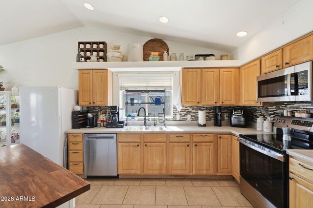 8511 W ALTOS Drive, Arizona City, AZ 85123