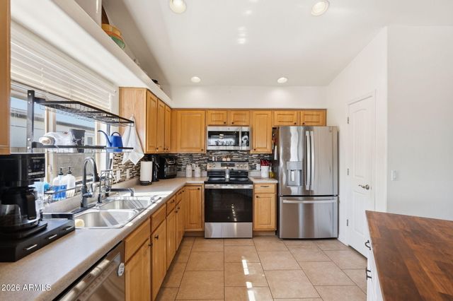 8511 W ALTOS Drive, Arizona City, AZ 85123