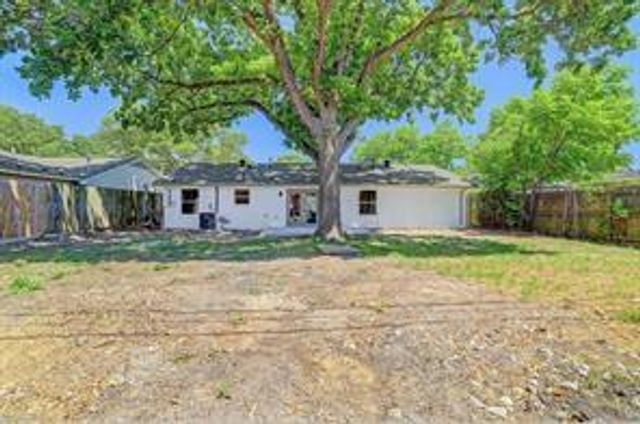 9214 Mahoning Drive, Houston, TX 77074