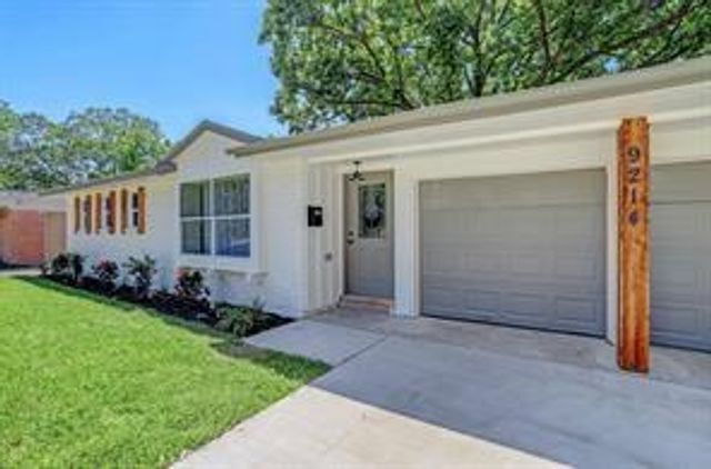 9214 Mahoning Drive, Houston, TX 77074