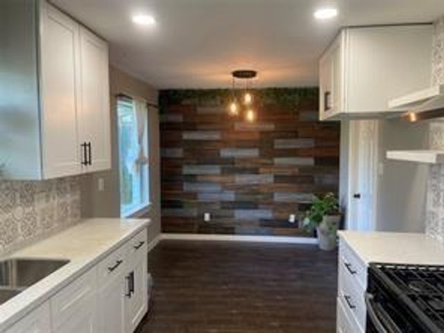 9214 Mahoning Drive, Houston, TX 77074