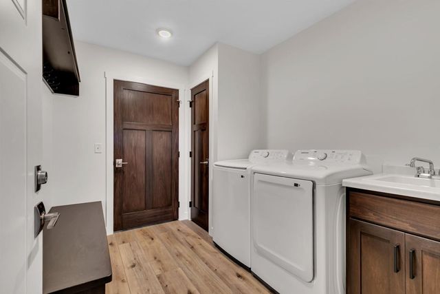 1928 Sandstone Loop S, Sartell, MN 56377