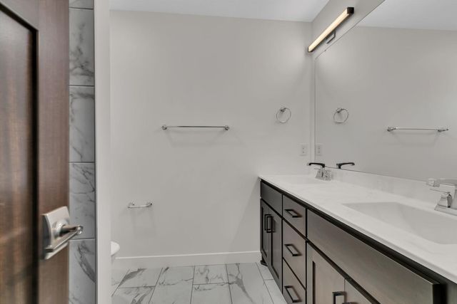 1928 Sandstone Loop S, Sartell, MN 56377