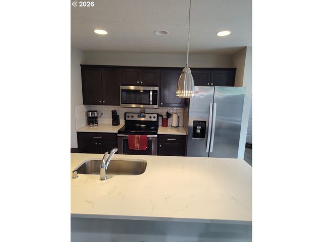 100 Se 100TH Ave, Vancouver, WA 98664