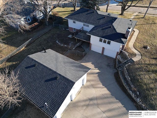 3024 S 113th Street, Omaha, NE 68144