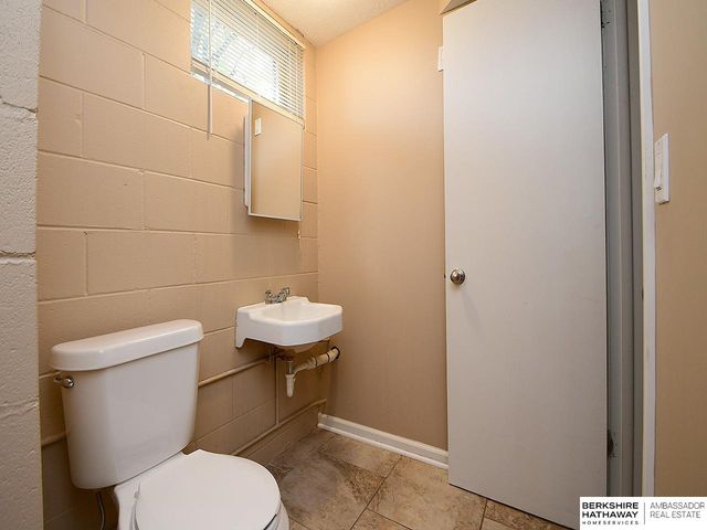 3024 S 113th Street, Omaha, NE 68144