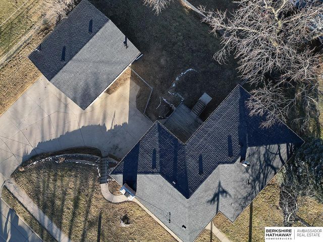 3024 S 113th Street, Omaha, NE 68144