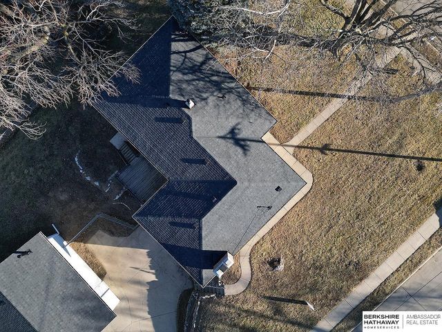 3024 S 113th Street, Omaha, NE 68144