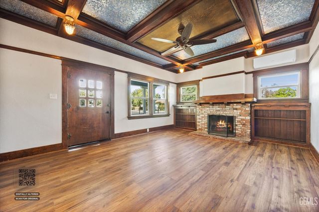 2130 Park Way, Bakersfield, CA 93304