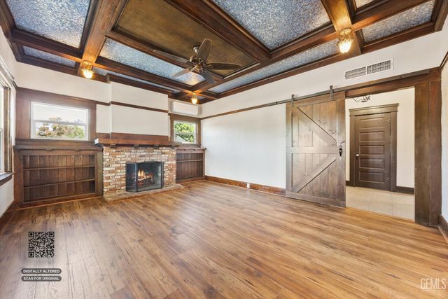 2130 Park Way, Bakersfield, CA 93304