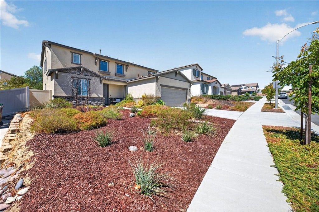 34136 Thistlewood Avenue, Murrieta, CA 92563 — photo 2
