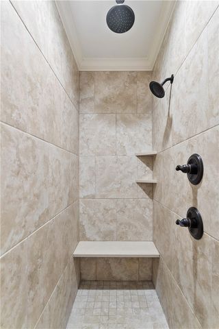 111 Gascoigne Ave 201, St Simons Island, GA 31522