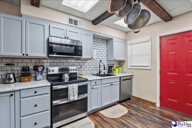 1980 Antioch Rd, Hartsville, SC 29550