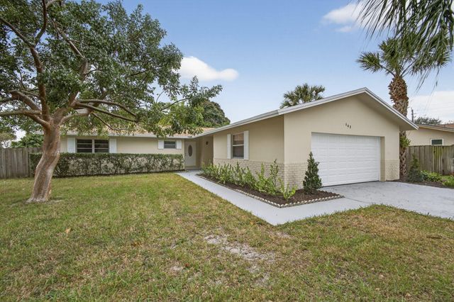 102 Meadowlark Drive, Royal Palm Beach, FL 33411