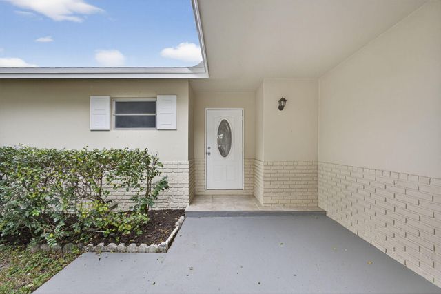 102 Meadowlark Drive, Royal Palm Beach, FL 33411