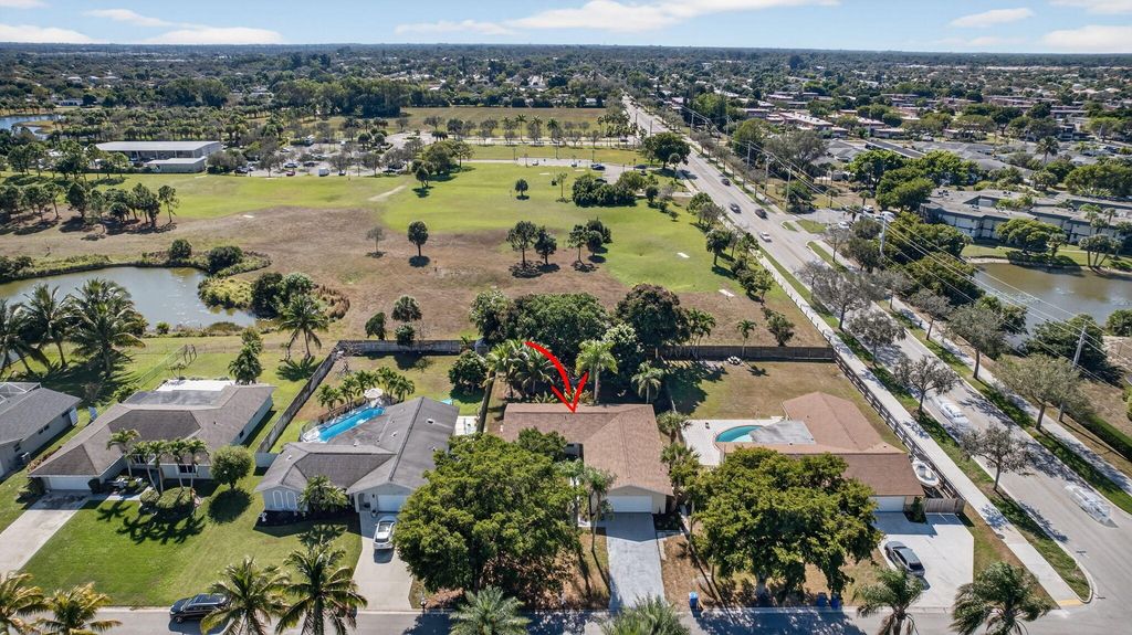 102 Meadowlark Drive, Royal Palm Beach, FL 33411