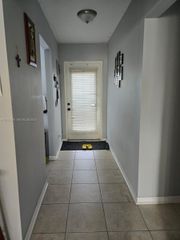 7837 Golf Cir Drive 310, Margate, FL 33063