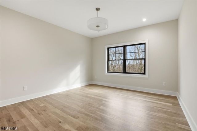 336 Fairmount Ave, Chatham Twp., NJ 07928